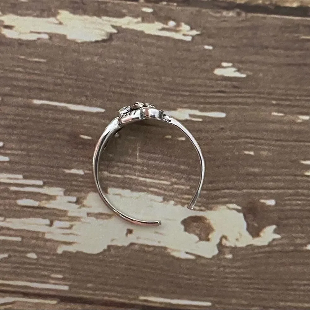 Wave CZ Sterling Silver Toe Ring Midi Ring